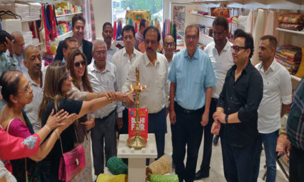 EPCH inaugurates Handicrafts Showroom in at Kevadia