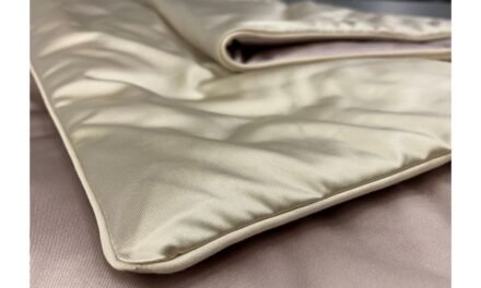 Live more beautifully and comfortably with Warp Knits